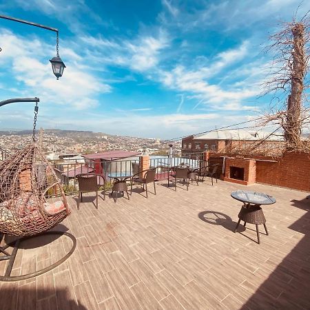 9 Borbalo Street Apartment With Terrace تبليسي المظهر الخارجي الصورة