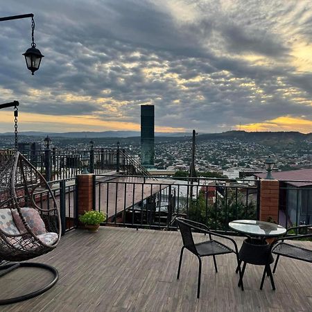 9 Borbalo Street Apartment With Terrace تبليسي المظهر الخارجي الصورة
