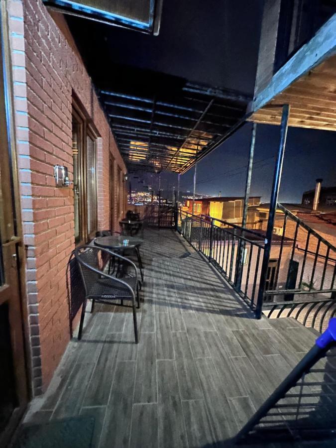 9 Borbalo Street Apartment With Terrace تبليسي المظهر الخارجي الصورة