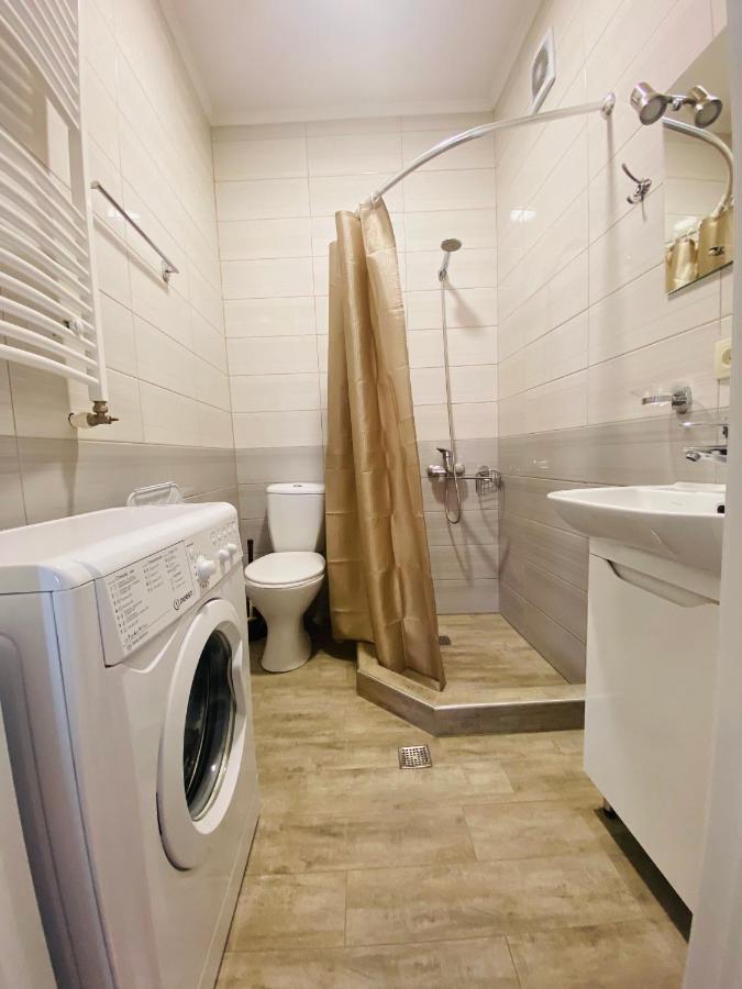 9 Borbalo Street Apartment With Terrace تبليسي المظهر الخارجي الصورة