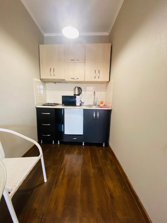 9 Borbalo Street Apartment With Terrace تبليسي المظهر الخارجي الصورة