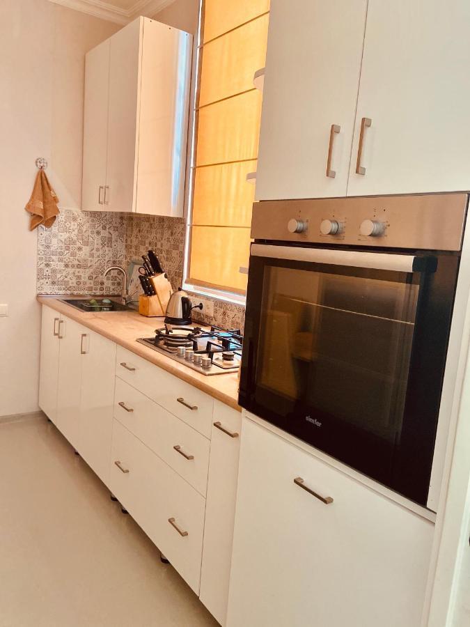 9 Borbalo Street Apartment With Terrace تبليسي المظهر الخارجي الصورة