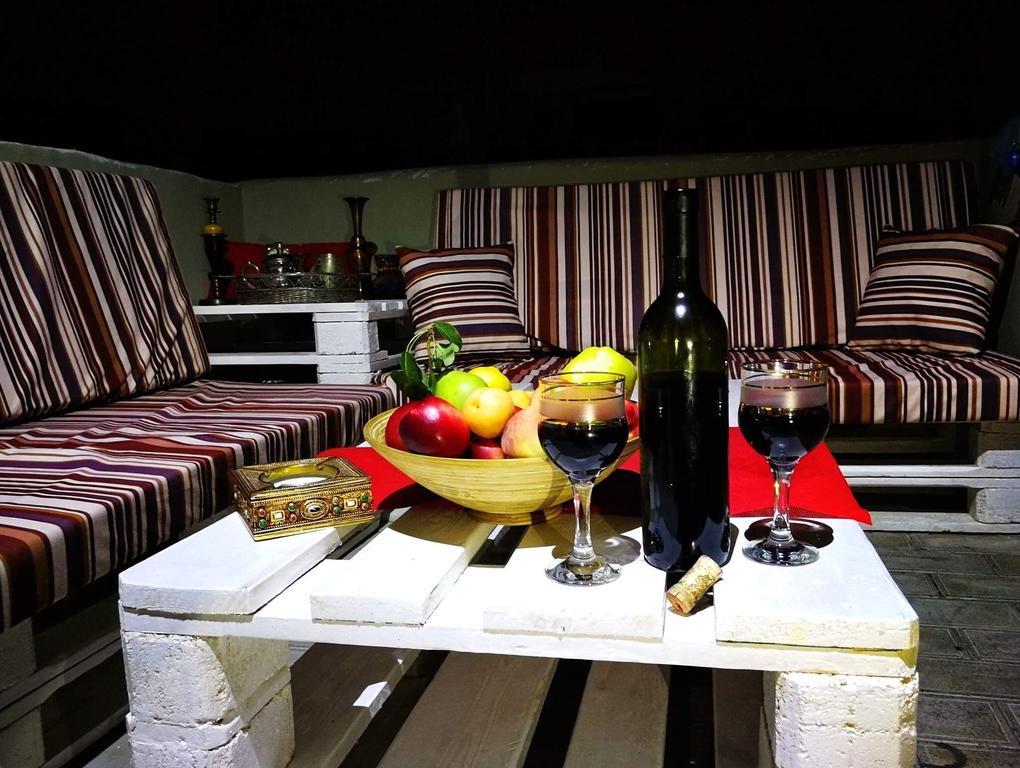9 Borbalo Street Apartment With Terrace تبليسي المظهر الخارجي الصورة