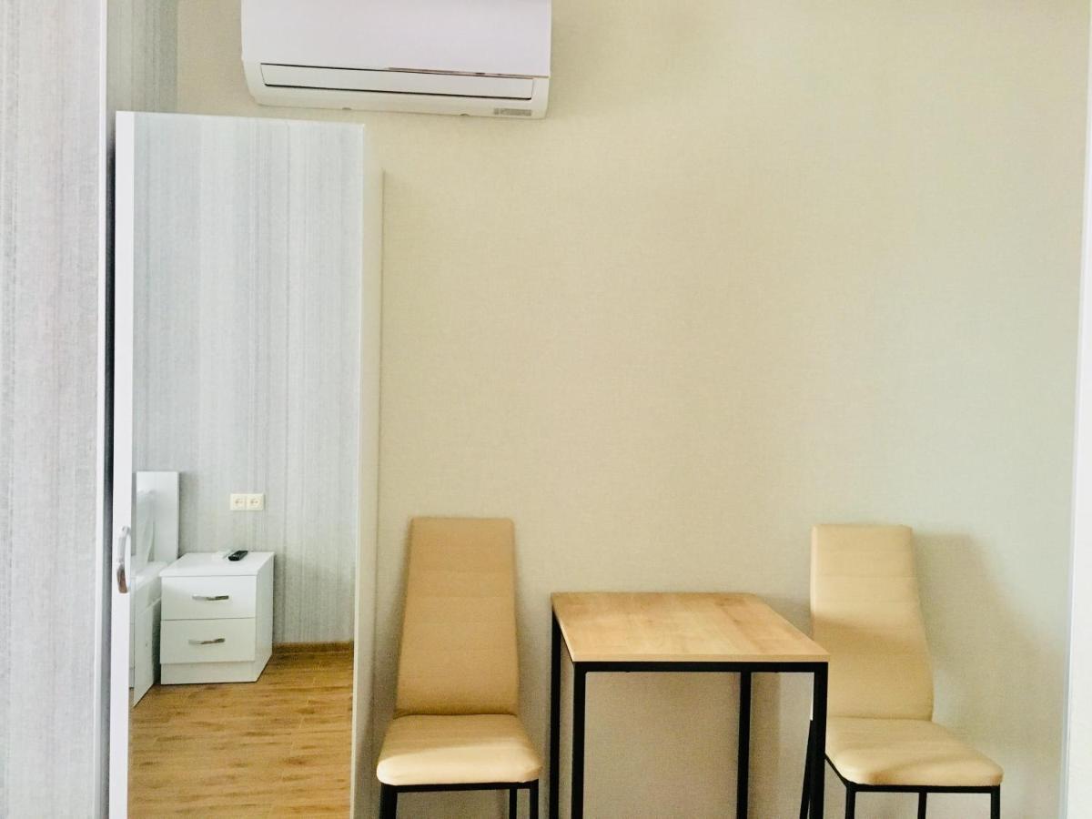 9 Borbalo Street Apartment With Terrace تبليسي المظهر الخارجي الصورة